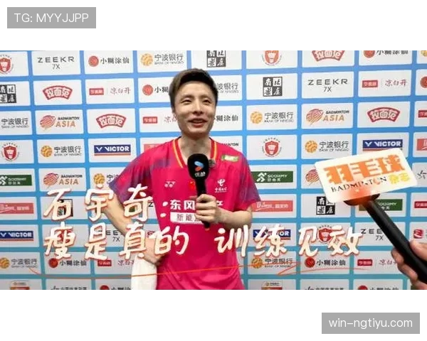 石宇奇训练完直接拎爱马仕去吃米其林，这日子过得跟偶像剧男主似的